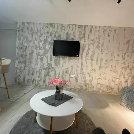 Διαμέρισμα Λάρισα 3* Larissa